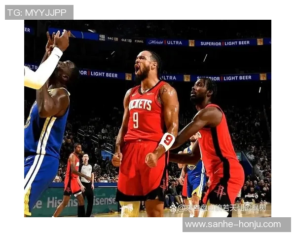 2016年勇士与火箭季后赛第三场精彩回顾与赛后分析